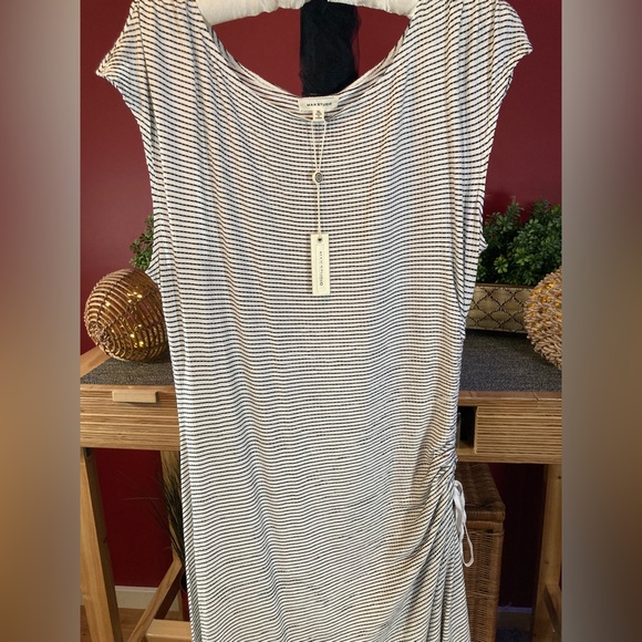 Max Studio Cap Sleeve Striped Maxi Dress - Picture 4 of 5